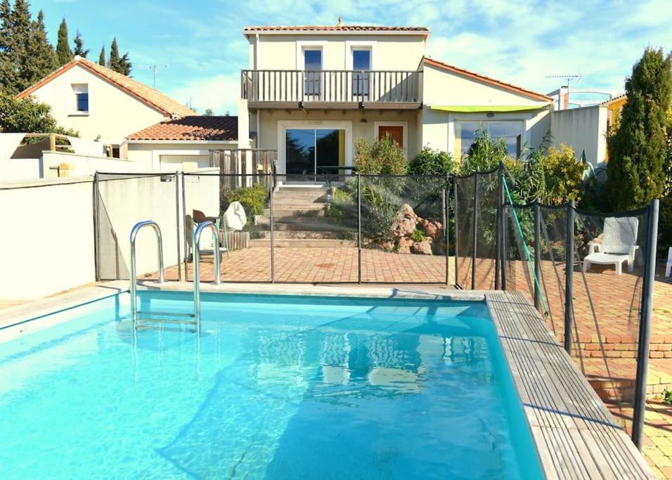 Grande Villa Neuve Avec Piscine Pres Mer Et Sete Balaruc-les-Bains Luaran gambar