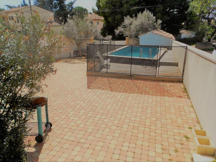 Grande Villa Neuve Avec Piscine Pres Mer Et Sete Balaruc-les-Bains Luaran gambar