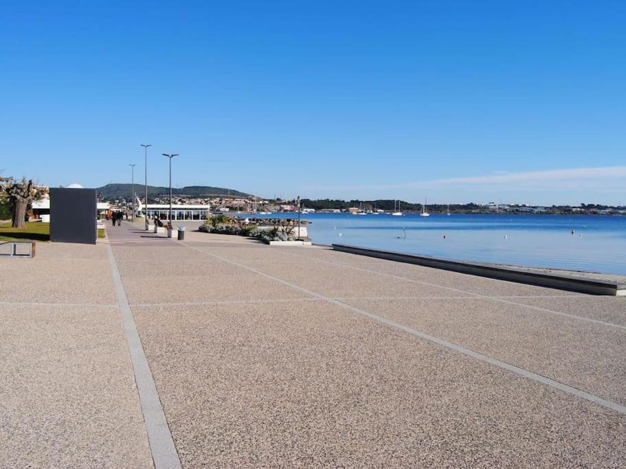 Grande Villa Neuve Avec Piscine Pres Mer Et Sete Balaruc-les-Bains Luaran gambar